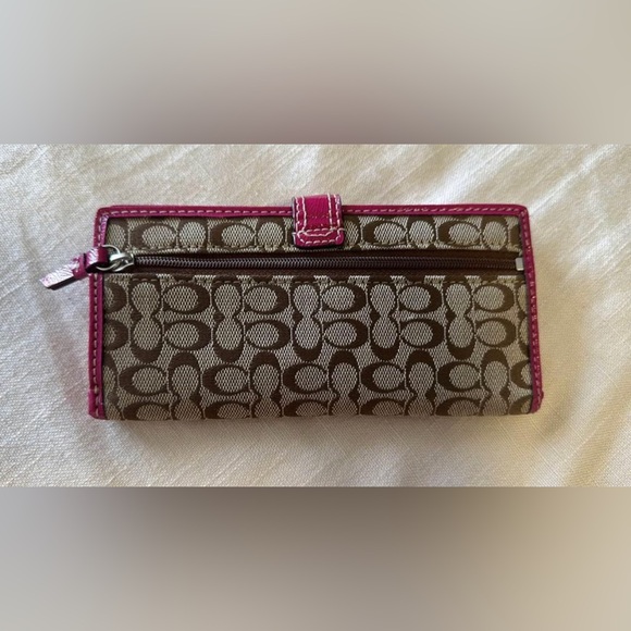 Coach Wallet - Picture 3 of 3
